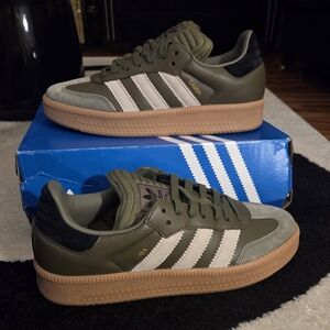 ADIDAS SAMBA XLG SZ 9.5M/10.5W